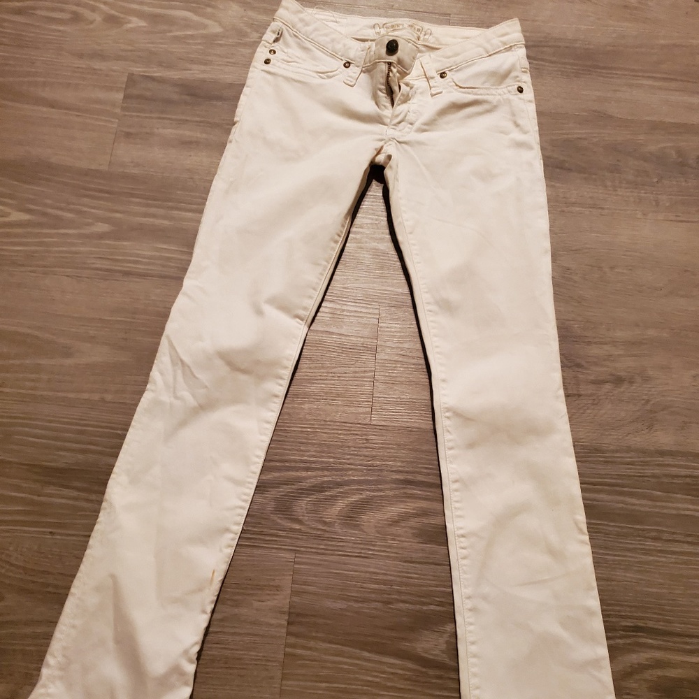 Boot cut white Robin's Jean!